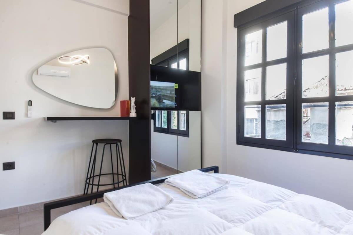 Beautiful Elegant Apartment Next To Monastiraki Афіни Екстер'єр фото