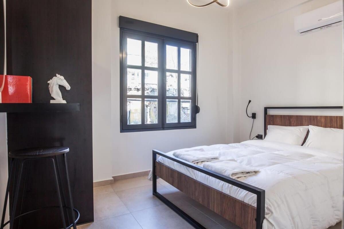 Beautiful Elegant Apartment Next To Monastiraki Афіни Екстер'єр фото