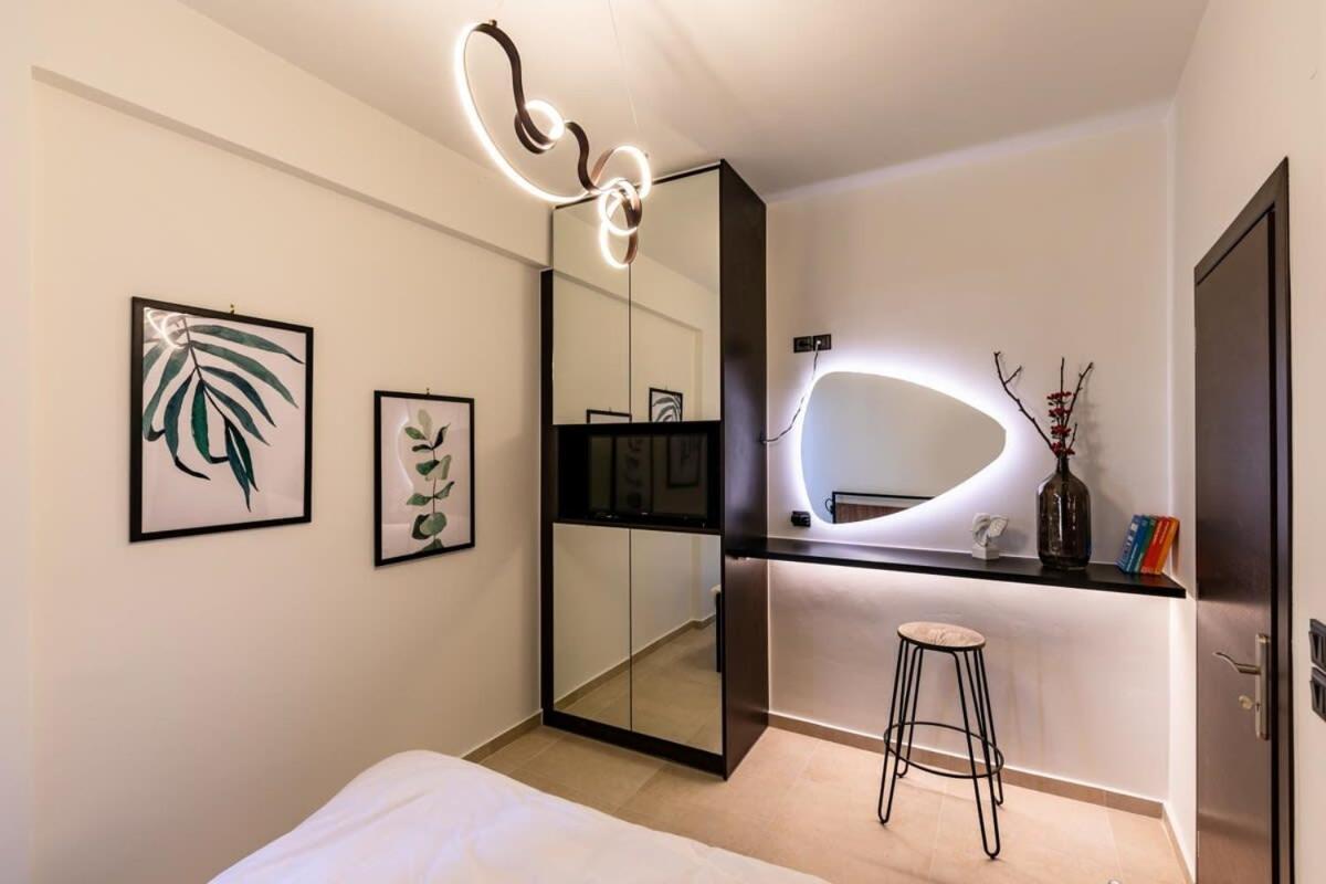 Beautiful Elegant Apartment Next To Monastiraki Афіни Екстер'єр фото